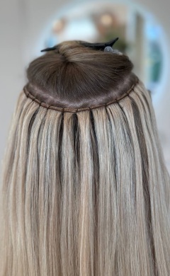 Hair-extensions-specialist-salon-in-Hampshire